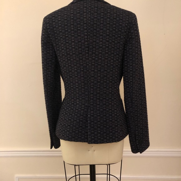 Brand new, timeless tweed blazer - Picture 3 of 5